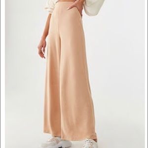 Wide-leg fleece sweatpants